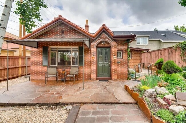 Building Photo - 3825 E 2nd Ave