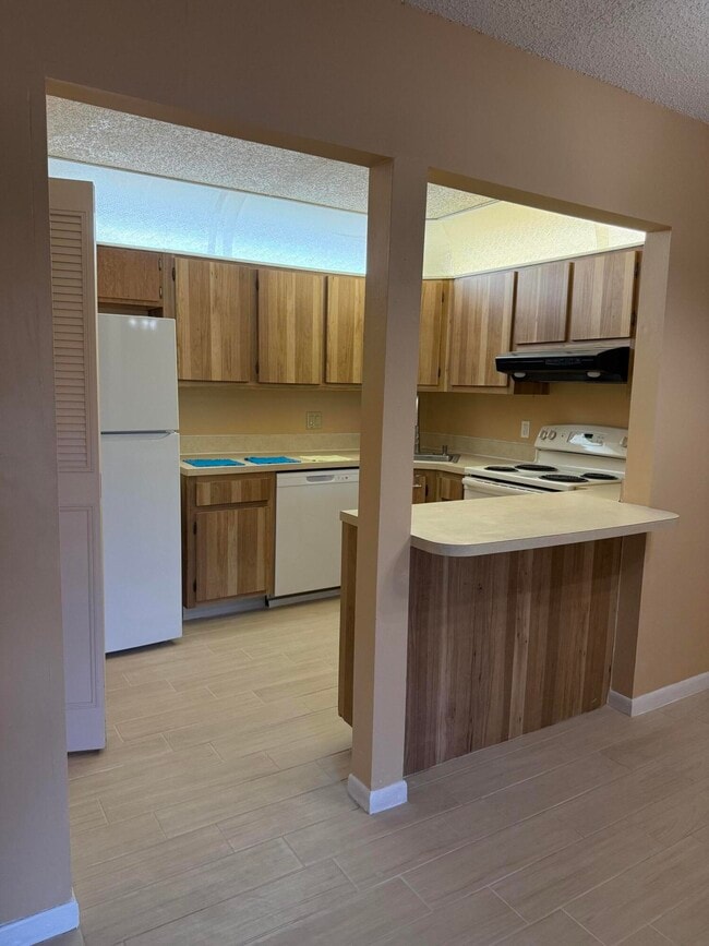 Photo - 320 Knotty Pine Cir Unit C-1