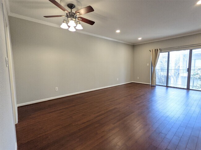 Photo - 2475 Underwood St Unit True