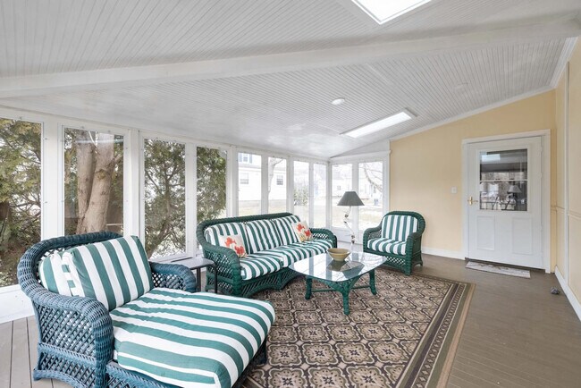 Photo - 15 Beach Ave Unidad SI FL2-ID1532215P