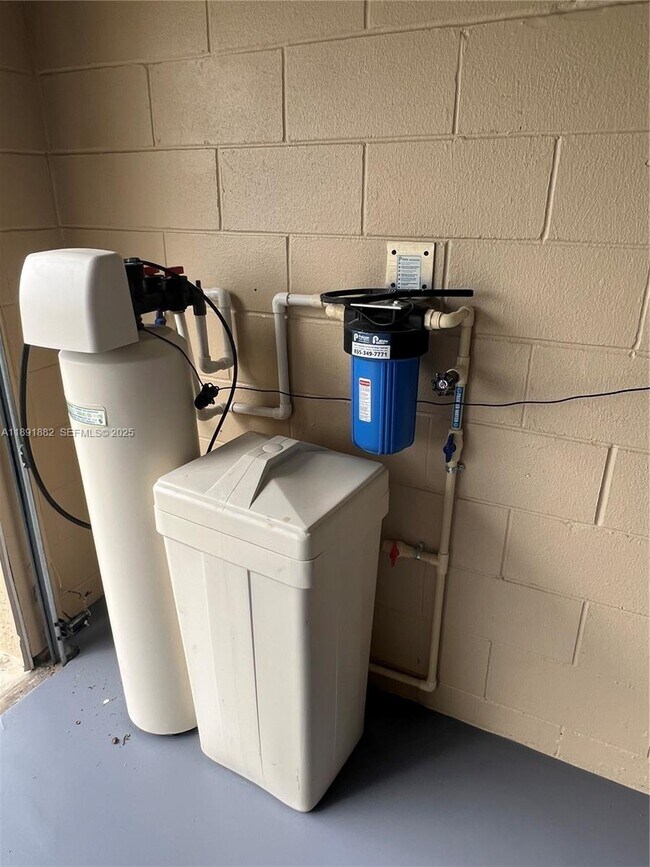 Photo - 1679 SW 156th Ln