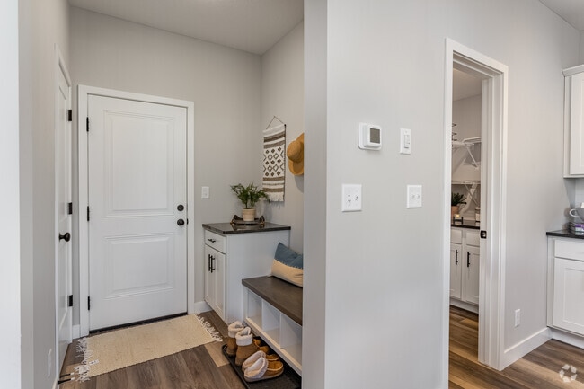 Northport - 3 BR, 2.5 BA - 1888SF - Mudroom