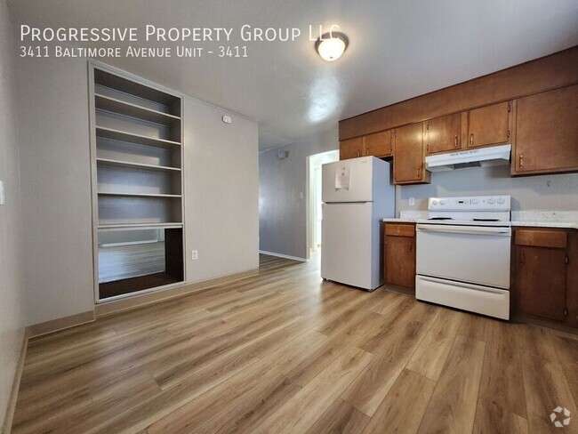 Building Photo - 2-Bedroom, 1-Bathroom Upper-Level Apartmen... Unit 3411 Rental