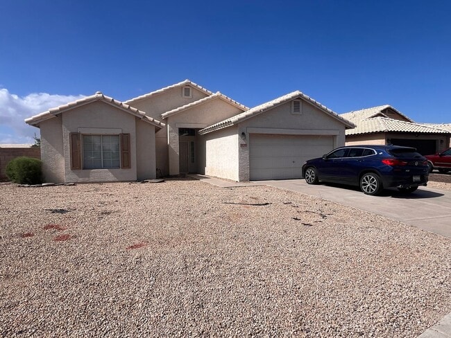 Building Photo - Flag Homes - 023
