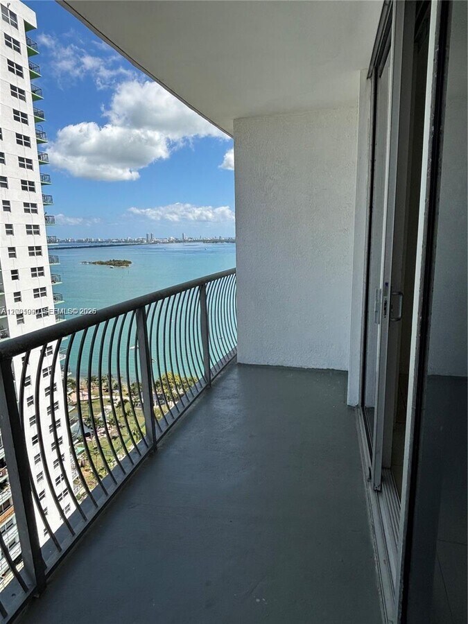 Photo - 1750 N Bayshore Dr Unit 3007