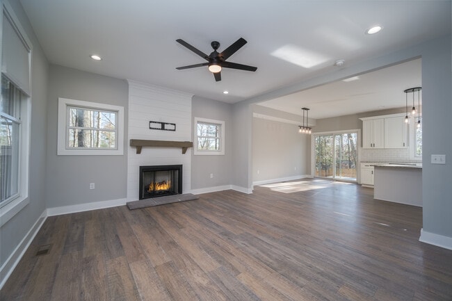 Photo - 44 Sherwood Vlg Ct