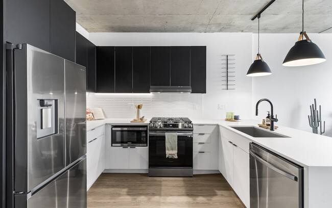 Photo - The Elizabeth Chicago