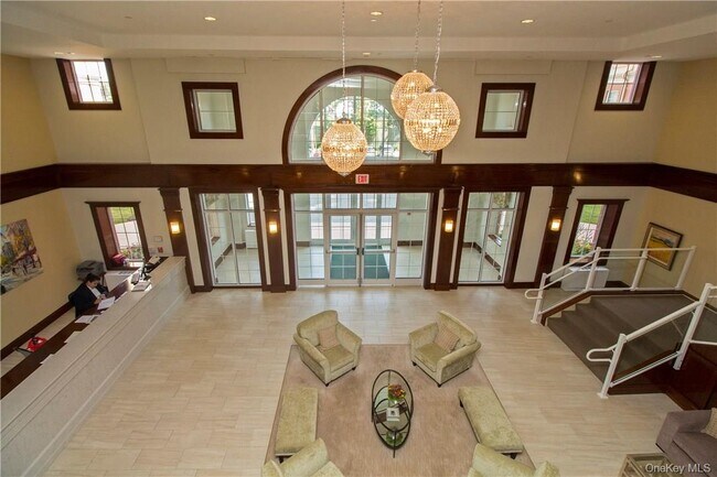 Photo - 10 Byron Pl Unidad 307