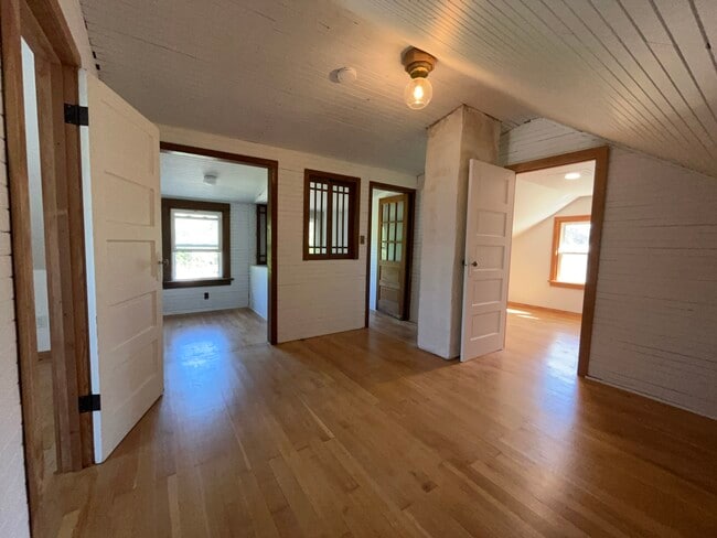 Building Photo - 7016 N Atlantic Ave Rental