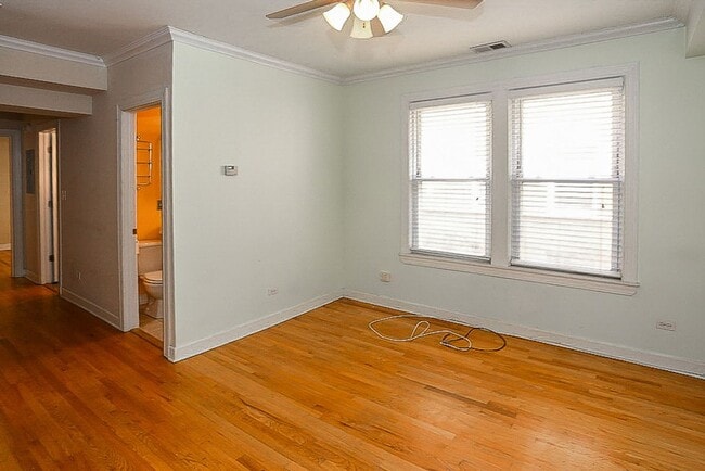 Photo - 634 W Roscoe St Unit 1N