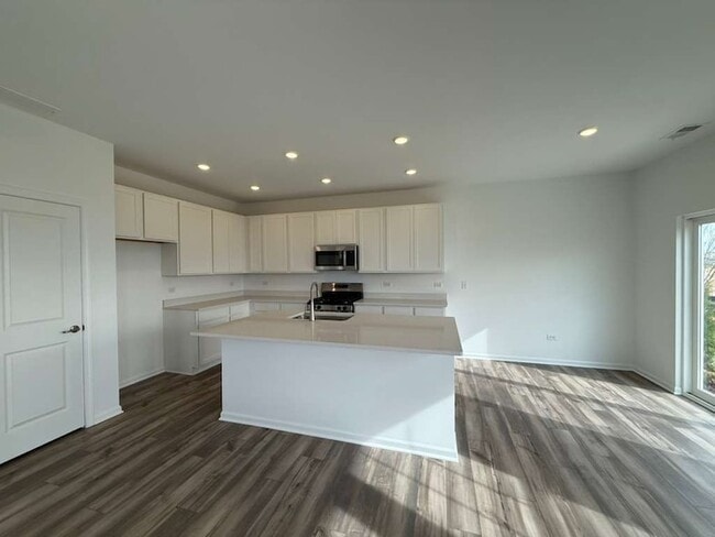 Photo - 25747 W Yorkshire Dr