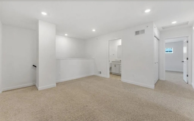 Photo - 5291 Long Pointe Pass