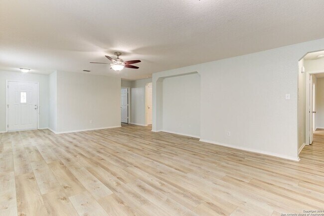 Photo - 16222 Kentucky Rdg