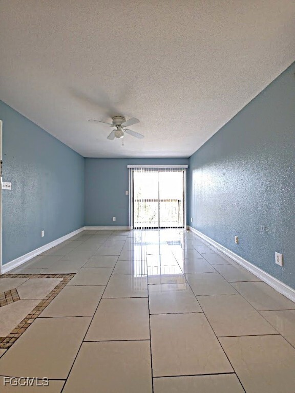 Photo - 2885 Winkler Ave Unit 620