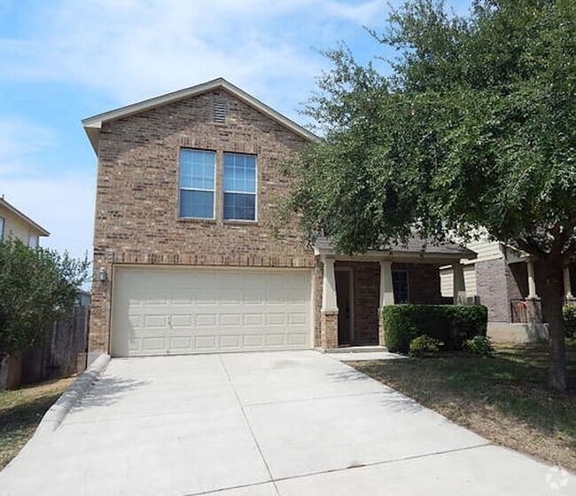 Building Photo - OPEN FLOOR PLAN  |  2 LIVING AREAS  |  4 B... Rental