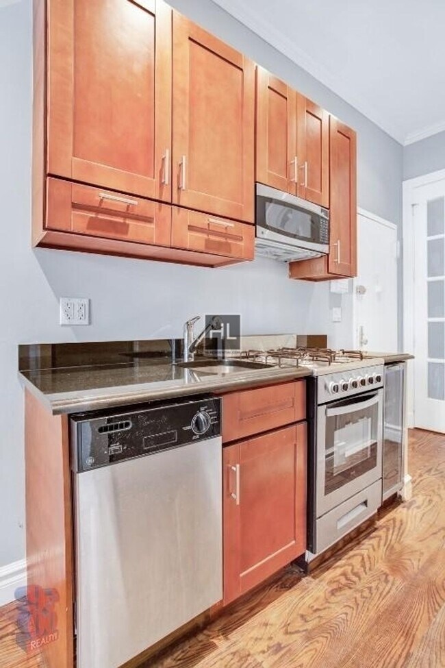 Photo - Leroy Street Unidad 3A