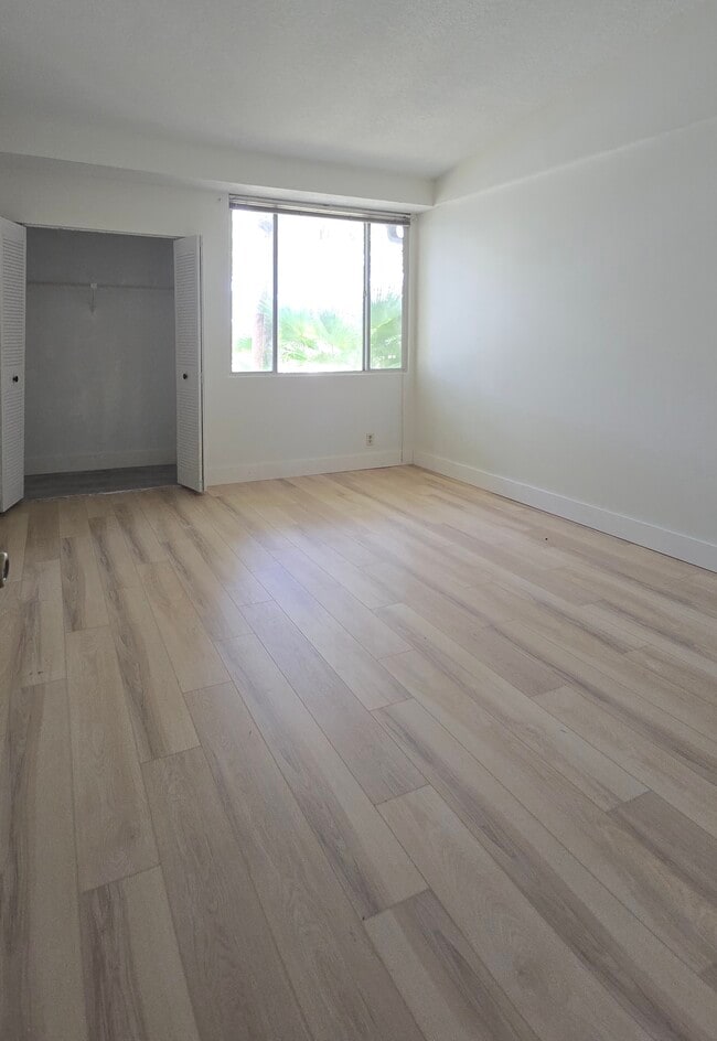 Photo - 611 Lyons Rd Unidad 8204