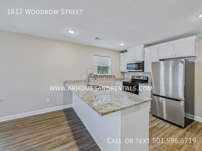 Photo - 1812 S Woodrow St