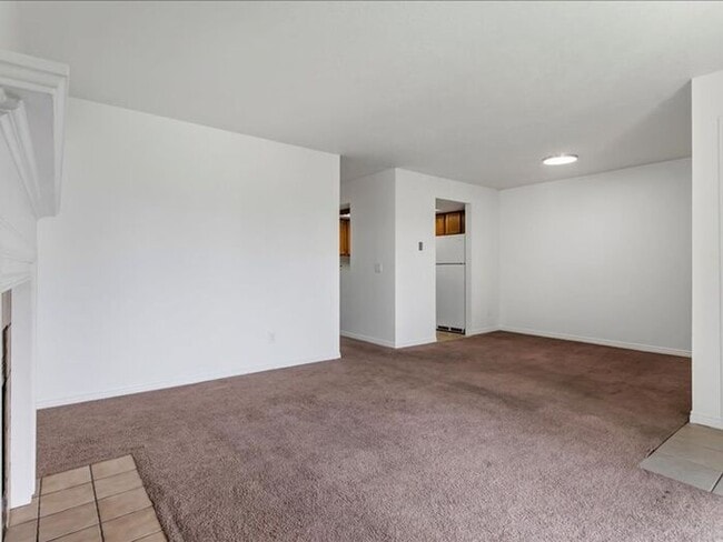 Photo - SANDY  2 BED 2 BATH CONDO, small pet OK Unit 816