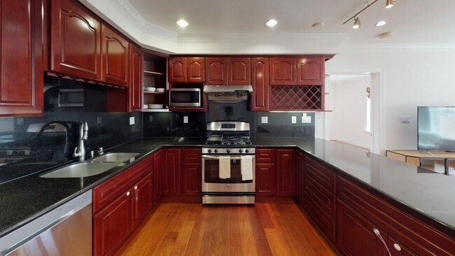 Photo - 1408 31st Ave