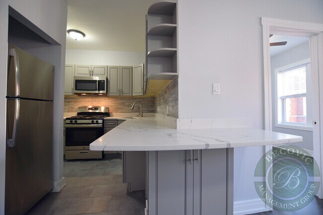 Photo - 6110 N Winthrop Ave Unit 3W