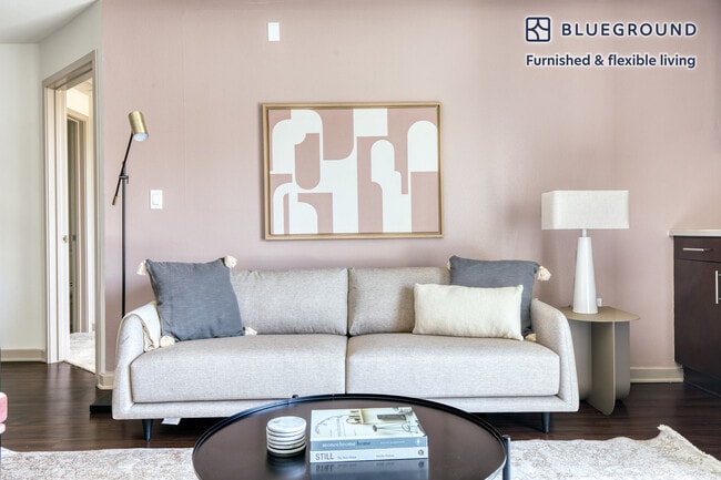 Photo - 11130 Otsego St Unidad FL2-ID880