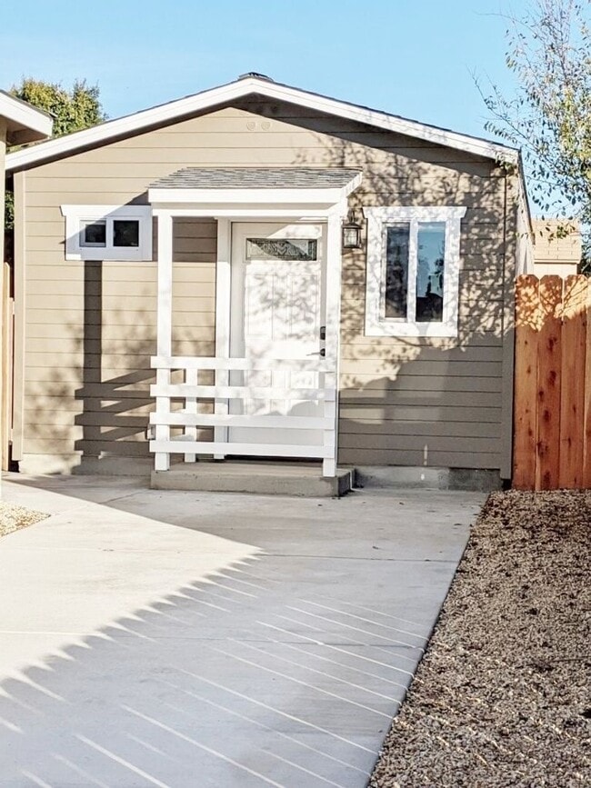 Photo - Adorable 1 Bedroom 1 Bath in Seaside