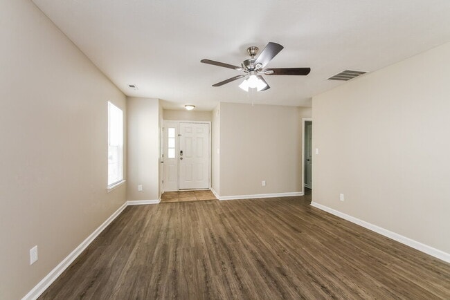 522 Venus Dr