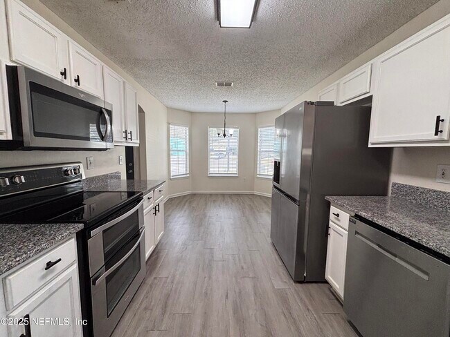 Photo - 1613 Teaberry Dr