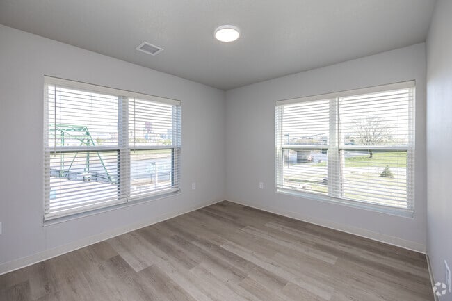 3BR, 2BA - 1,185SF - Second Bedroom