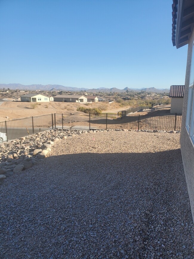 Building Photo - 1920 Broken Arrow Dr Rental
