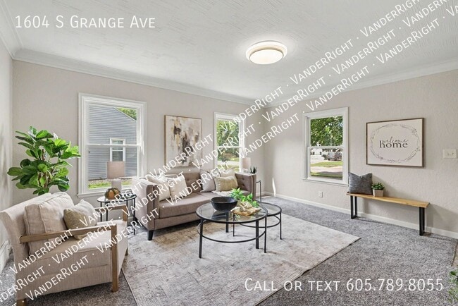 Photo - 1604 S Grange Ave