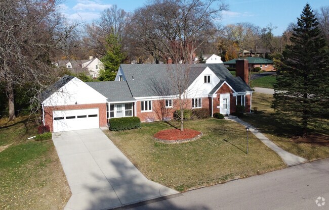 Building Photo - 1001 Cottonwood Rd Rental