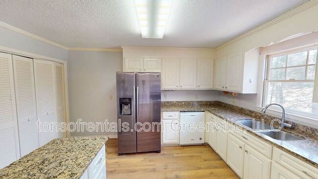 Photo - 710 Stallings Rd