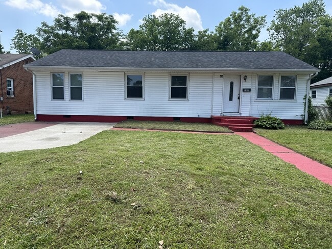 Photo - 905 Tifton St House