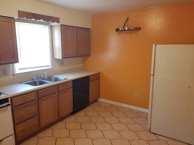 Photo - 1509 Brighton St