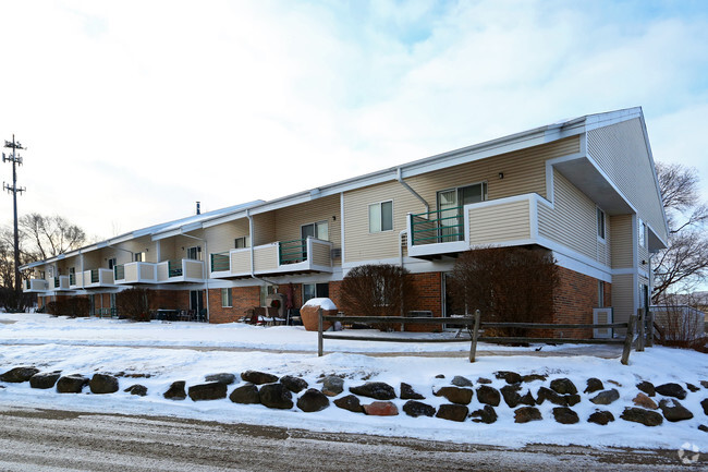 Building Photo - Stoughton Arms Rental