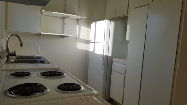 Photo - 12608 Julian Ave Unidad C