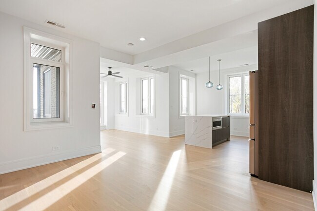 Photo - 7729 N Eastlake Terrace Unit GE