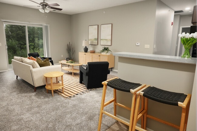 Photo - The Oaks at Lakeview