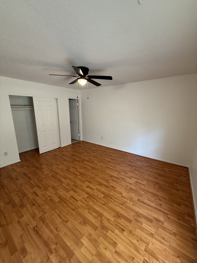 Photo - 6533 Deermont Ct