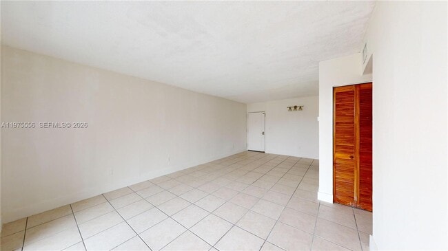 Photo - 2345 NE 135th St