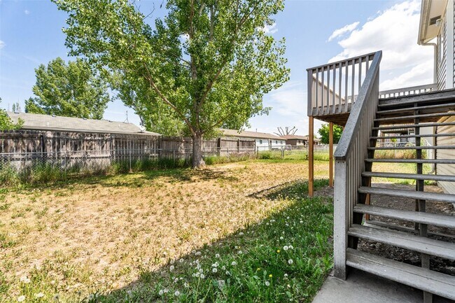 Photo - 813 Unit 211