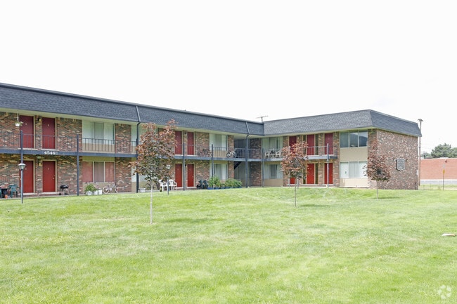 Utica Manor