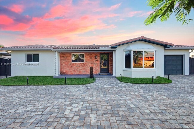 Photo - 1804 SW 102nd Ct