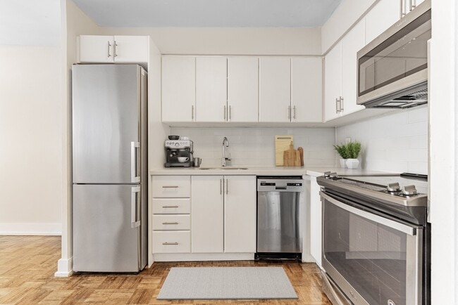 Building Photo - 1154 Wilson Avenue