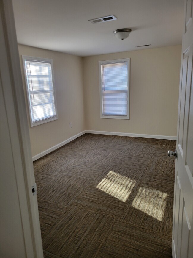 503 Marietta Ln Apartments Marietta, OH