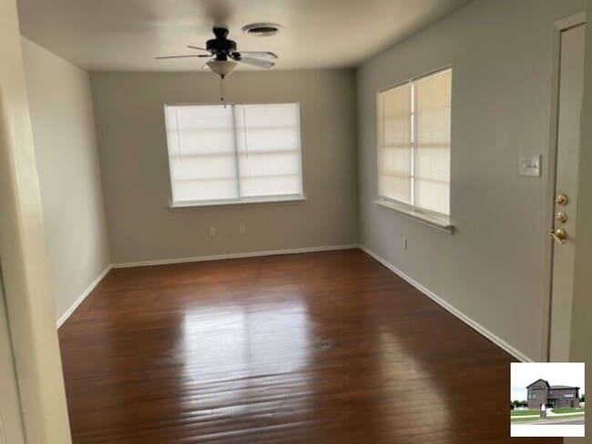 Photo - 1005 Phil Ave