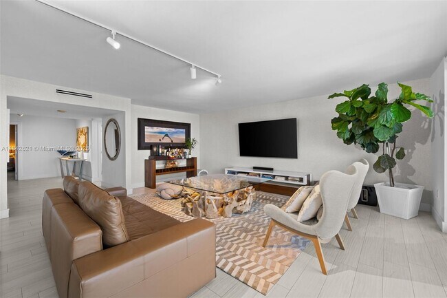 Photo - 600 Grapetree Dr Unit 9CN