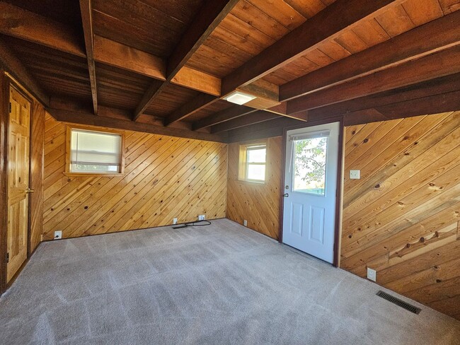 Photo - Studio Home Knotty Pine Cottage